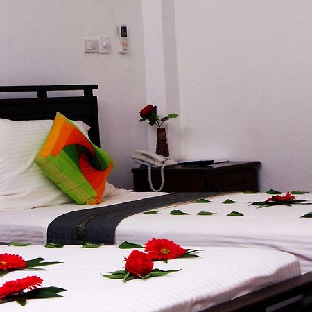 Rajanawa Resort Ratnapura Exteriör bild
